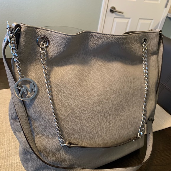 100% AUTHENTIC Michael Kors and juicy like new!